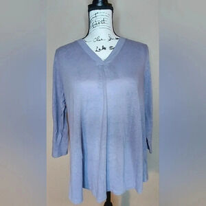 Orvis Women's V-Neck Shirt